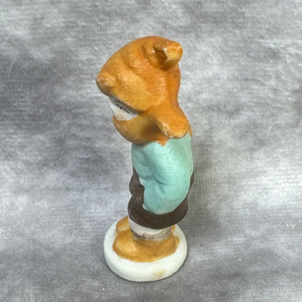VTG 1986‎ House of Lloyd Christmas Village Child   2.5